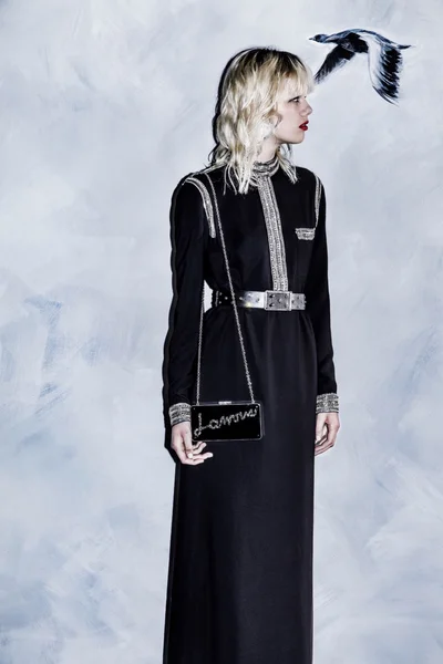 Look 32